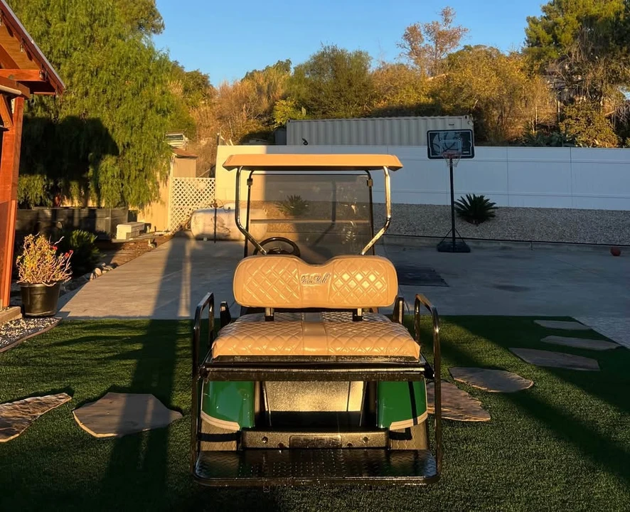 Parts & Memorabilia Golf Carts - Image 7 of 7