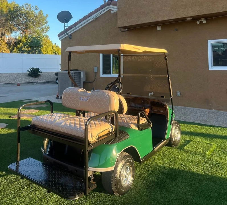 Parts & Memorabilia Golf Carts - Image 4 of 7