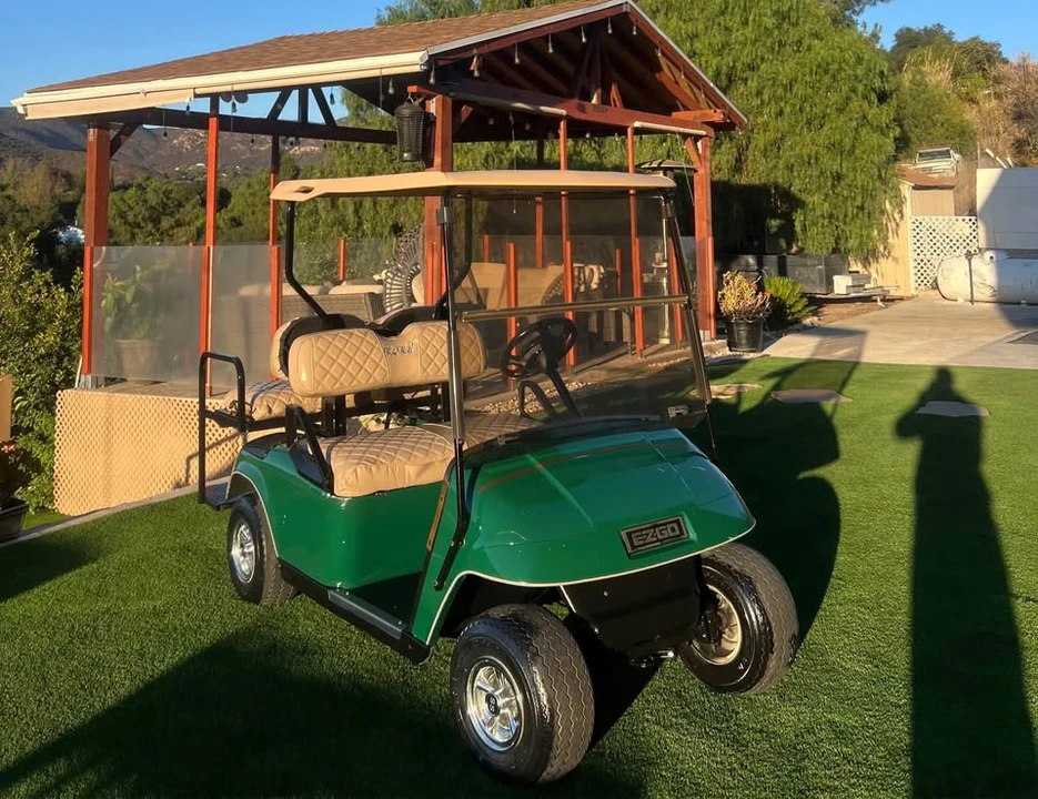 Parts & Memorabilia Golf Carts - Image 3 of 7