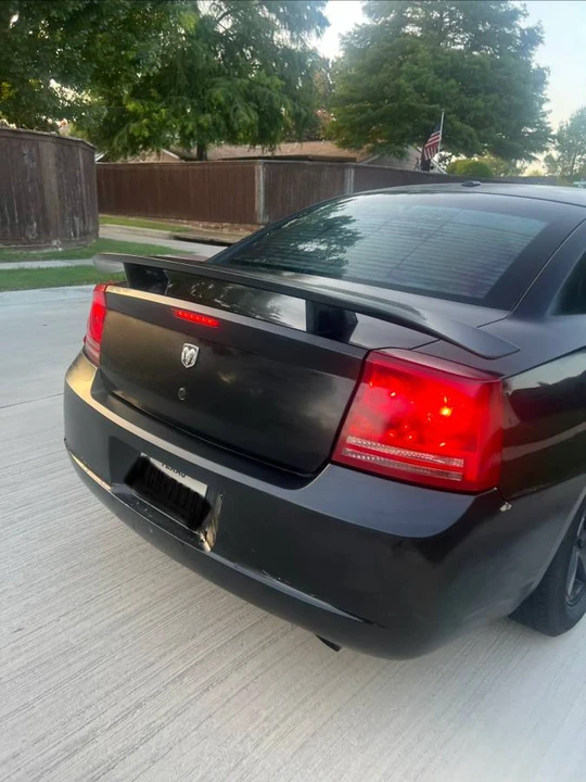 2010 Dodge Charger 6th Gen - Image 13 of 17