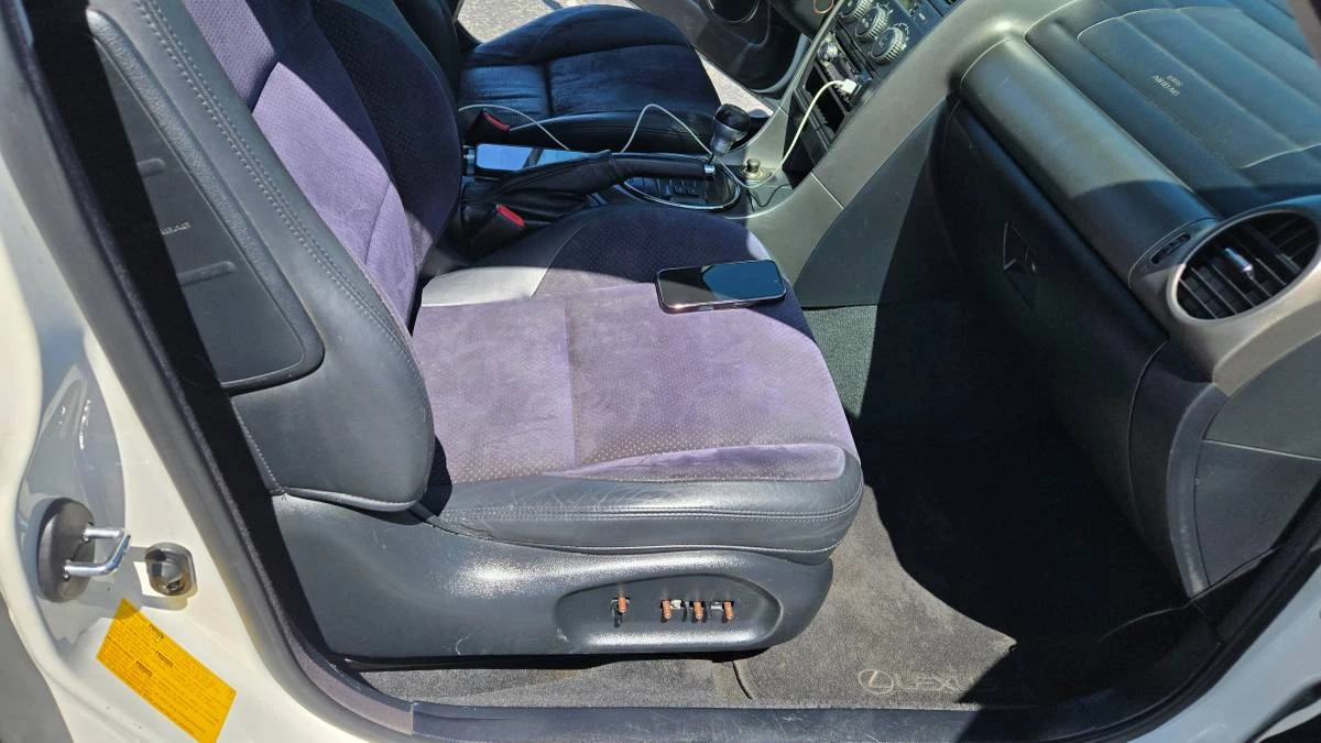 2001 Lexus IS 1st Gen - Image 14 of 20