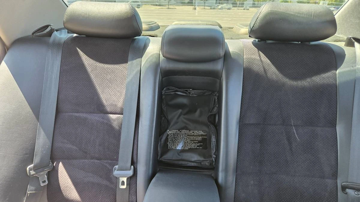 2001 Lexus IS 1st Gen - Image 18 of 20