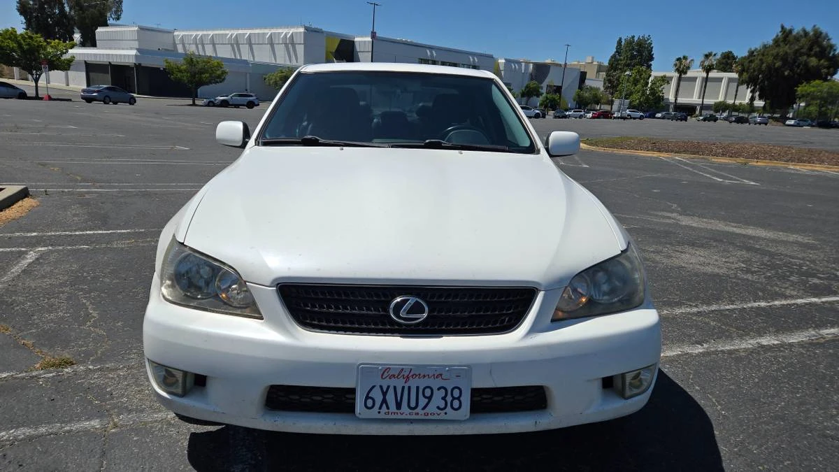 2001 Lexus IS 1st Gen - Image 5 of 20