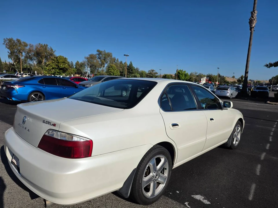 2002 Acura TL 2nd Gen - Image 4 of 21