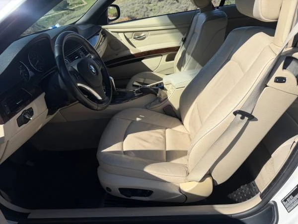 2013 BMW E93 335i Convertible - Image 10 of 19
