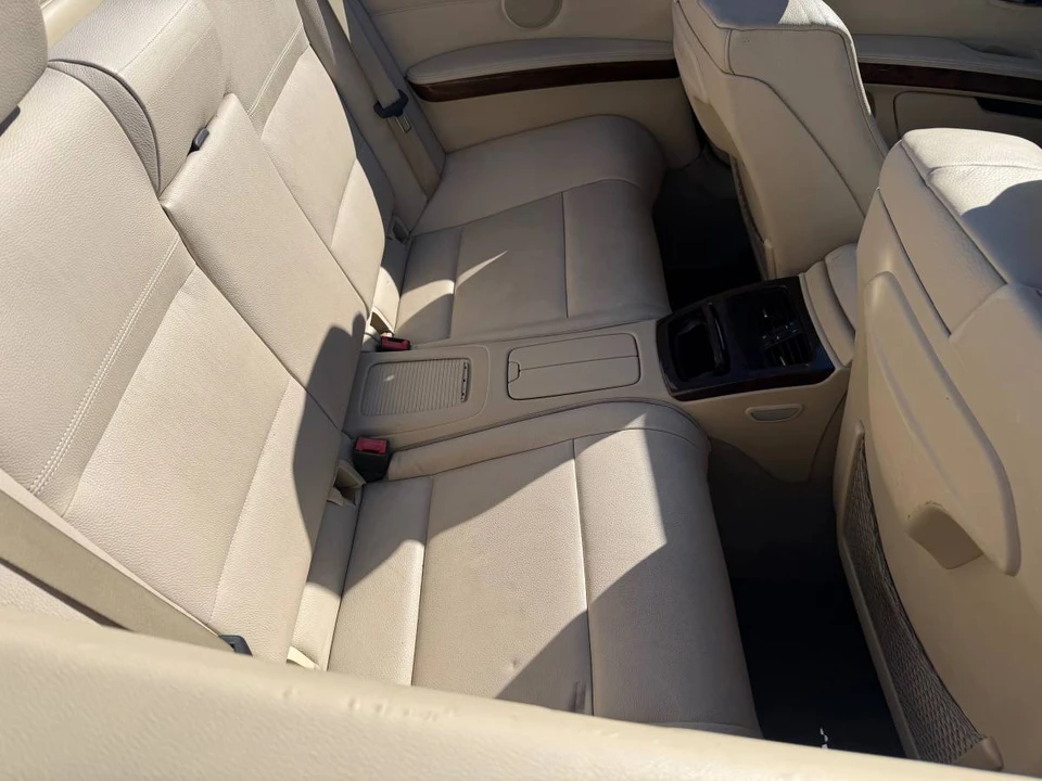 2013 BMW E93 335i Convertible - Image 19 of 19
