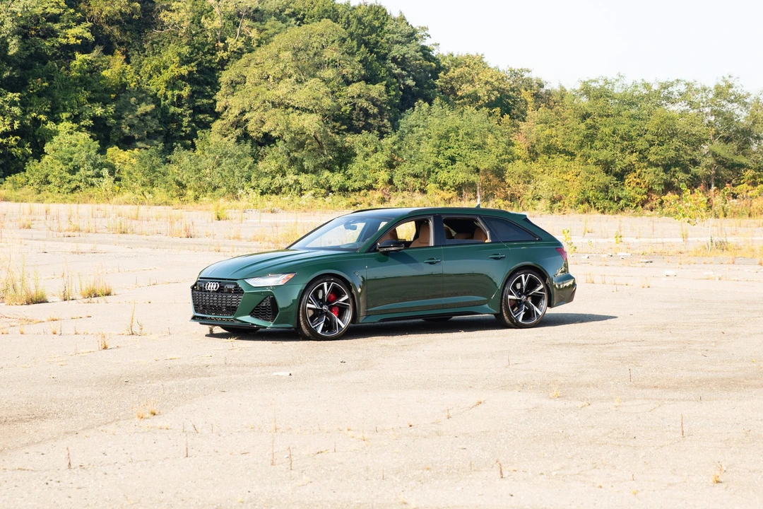 2023 Audi C8 RS6 - Image 2 of 31