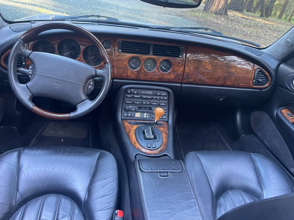 2002 Jaguar X100 XK8 - Image 13 of 14