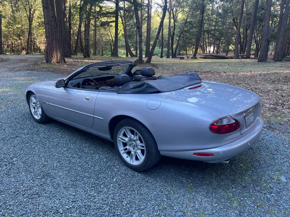 2002 Jaguar X100 XK8 - Image 2 of 14