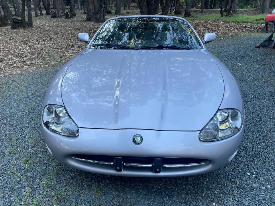 2002 Jaguar X100 XK8 - Image 10 of 14