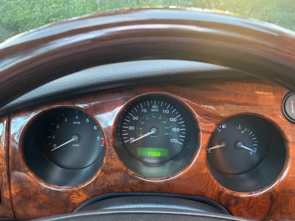 2002 Jaguar X100 XK8 - Image 11 of 14