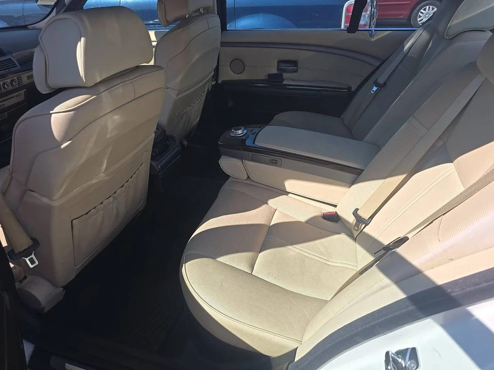 2008 BMW E65/E66 750i & 760i Sedan - Image 13 of 15
