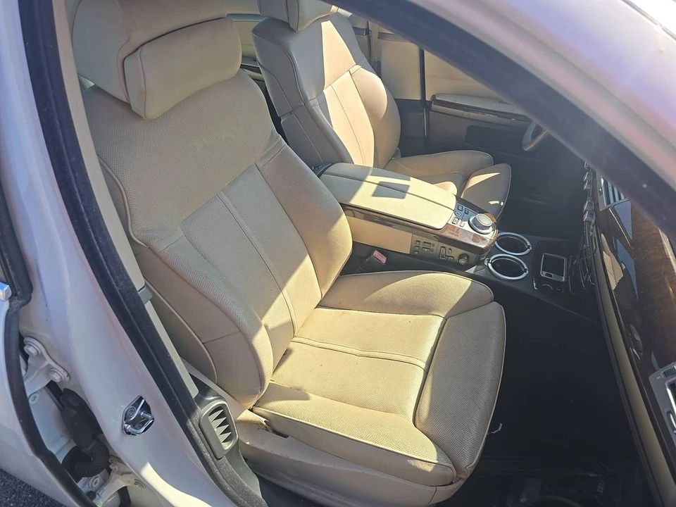 2008 BMW E65/E66 750i & 760i Sedan - Image 8 of 15