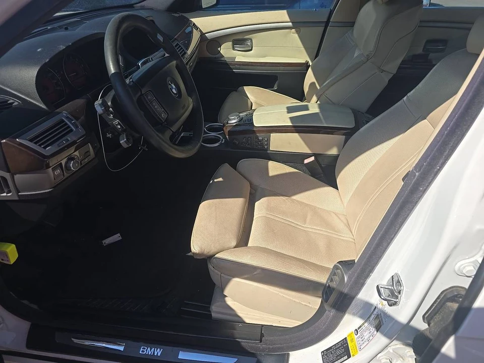2008 BMW E65/E66 750i & 760i Sedan - Image 7 of 15