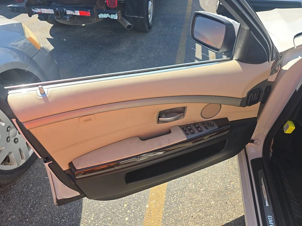 2008 BMW E65/E66 750i & 760i Sedan - Image 9 of 15