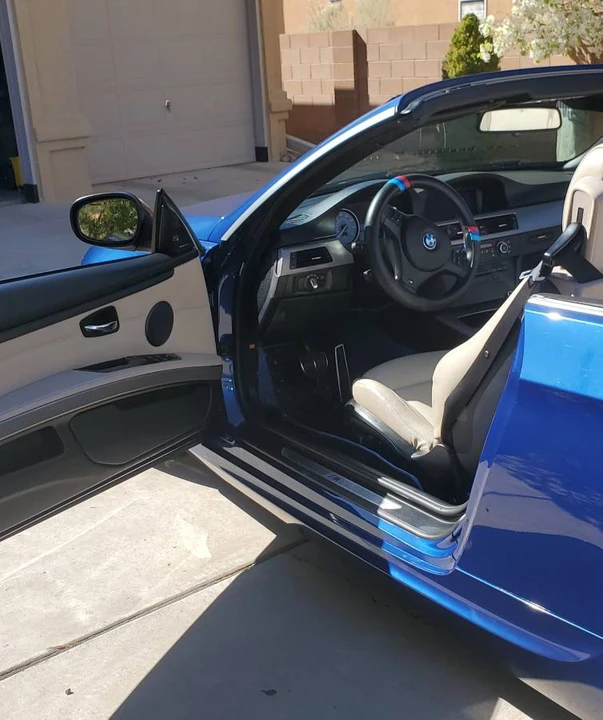 2011 BMW E93 335i Convertible - Image 7 of 20