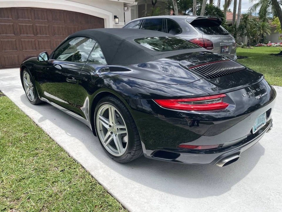 2017 Porsche 991 Carrera - Image 13 of 18