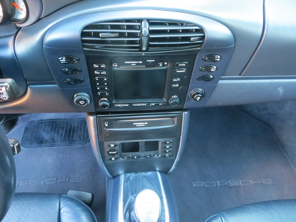 2001 Porsche 996 Carrera - Image 12 of 16