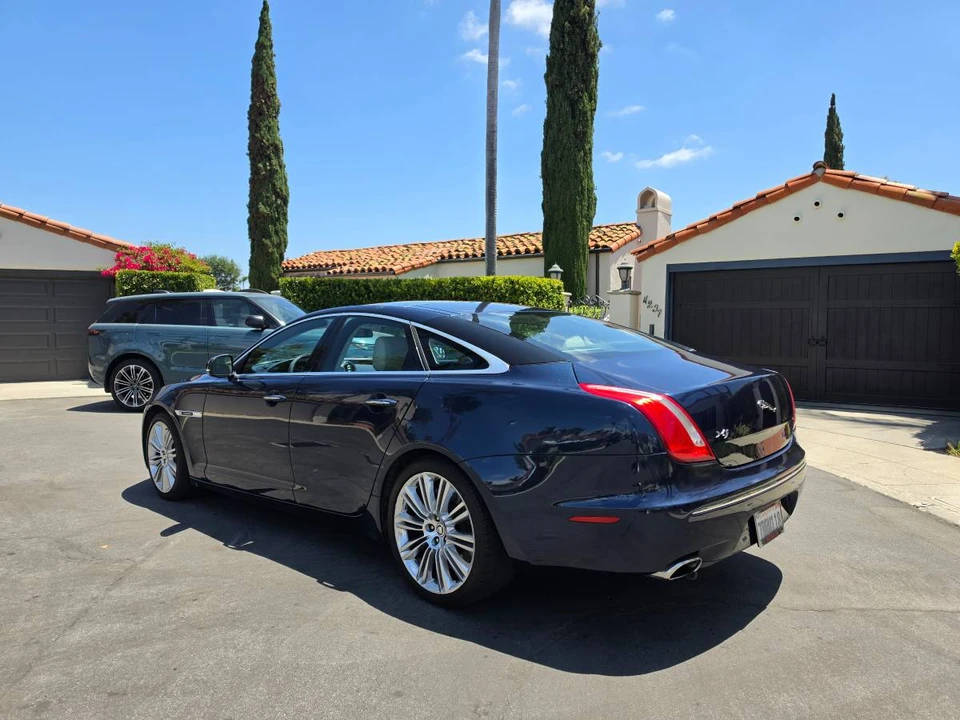 2011 Jaguar X351 XJ - Image 2 of 11