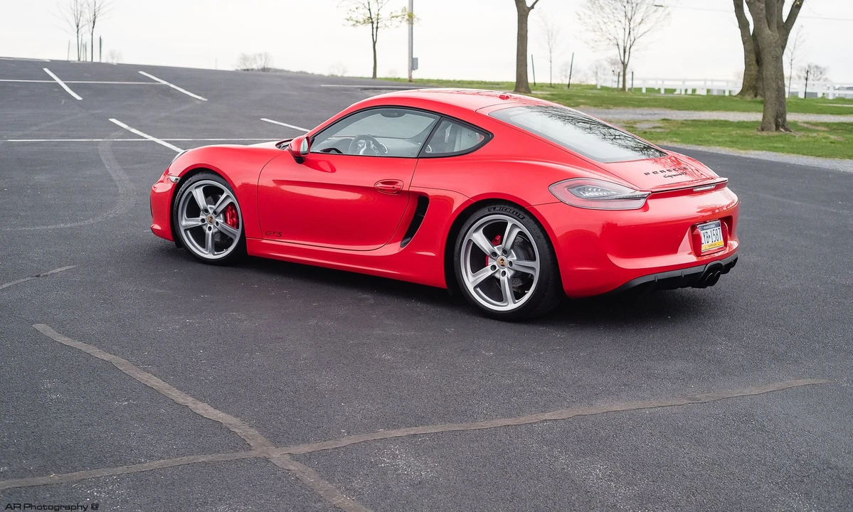2015 Porsche 981 Cayman GTS - Image 13 of 31