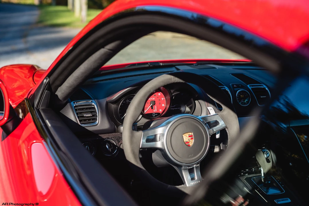 2015 Porsche 981 Cayman GTS - Image 23 of 31