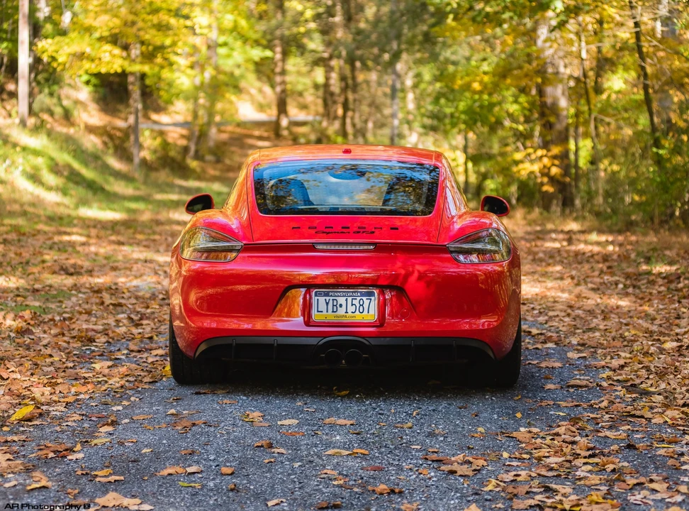 2015 Porsche 981 Cayman GTS - Image 24 of 31