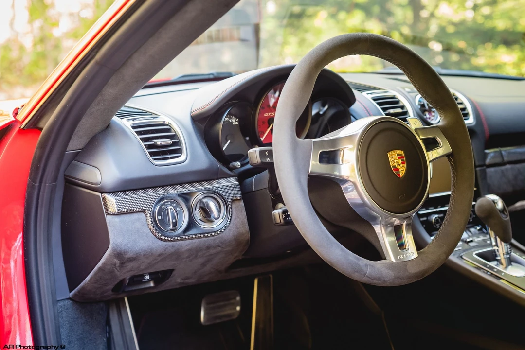 2015 Porsche 981 Cayman GTS - Image 29 of 31
