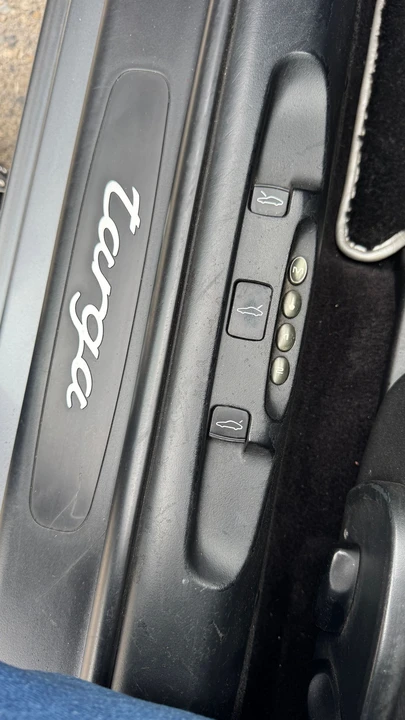2002 Porsche 996 Carrera - Image 12 of 21