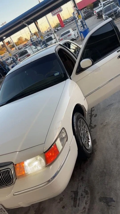 2000 Mercury Grand Marquis - Image 3 of 7
