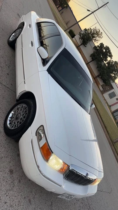 2000 Mercury Grand Marquis - Image 4 of 7