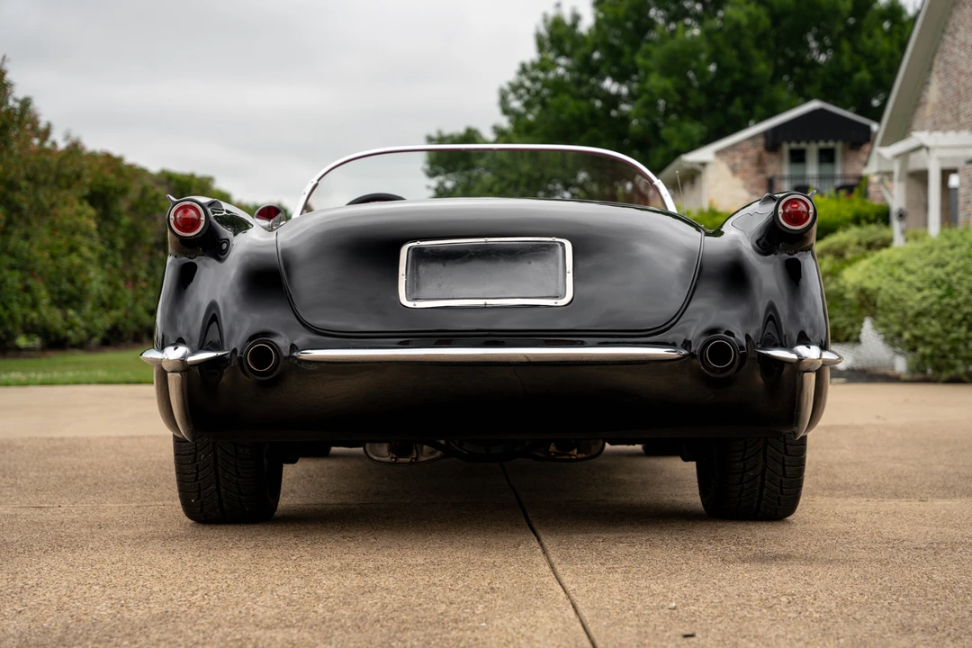 Chevrolet Corvette C1 - Image 13 of 31