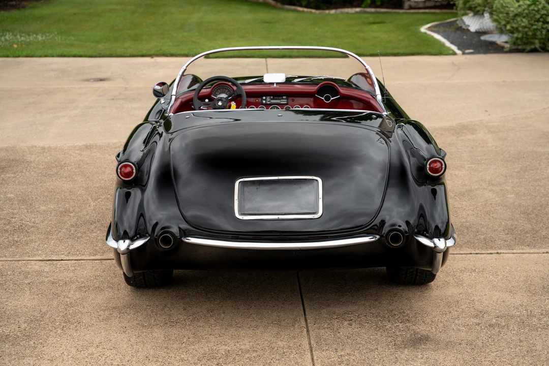 Chevrolet Corvette C1 - Image 12 of 31