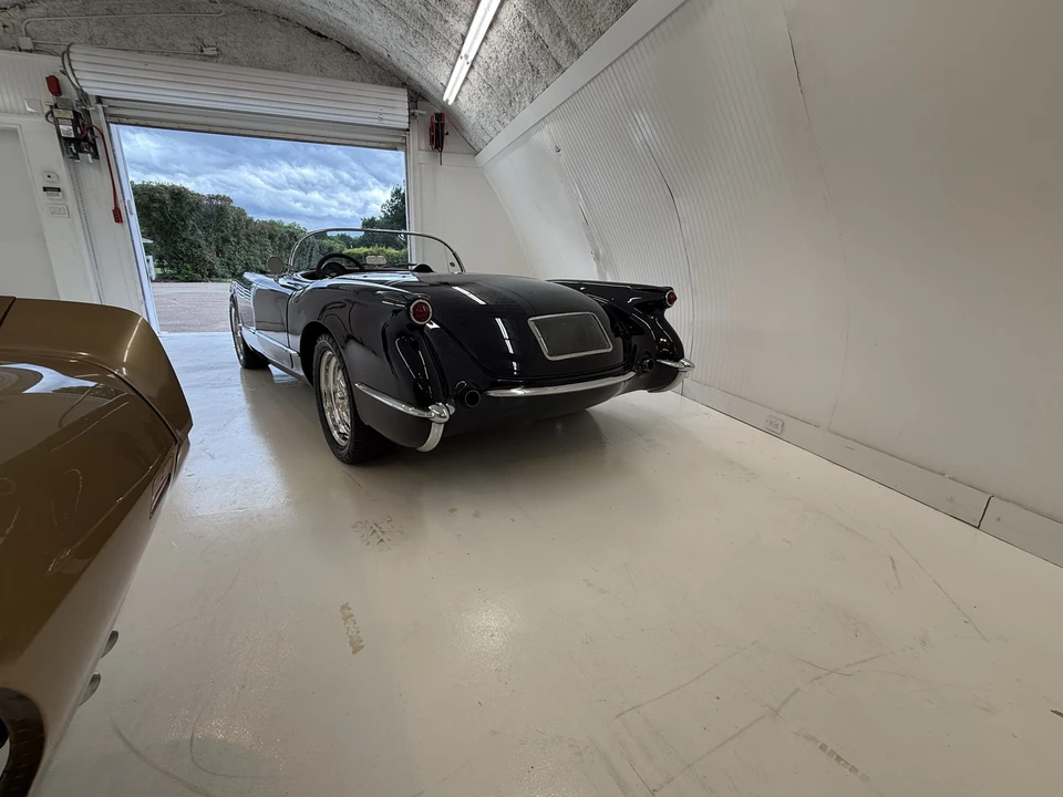 Chevrolet Corvette C1 - Image 31 of 31