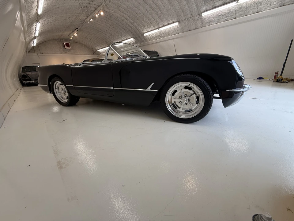 Chevrolet Corvette C1 - Image 28 of 31