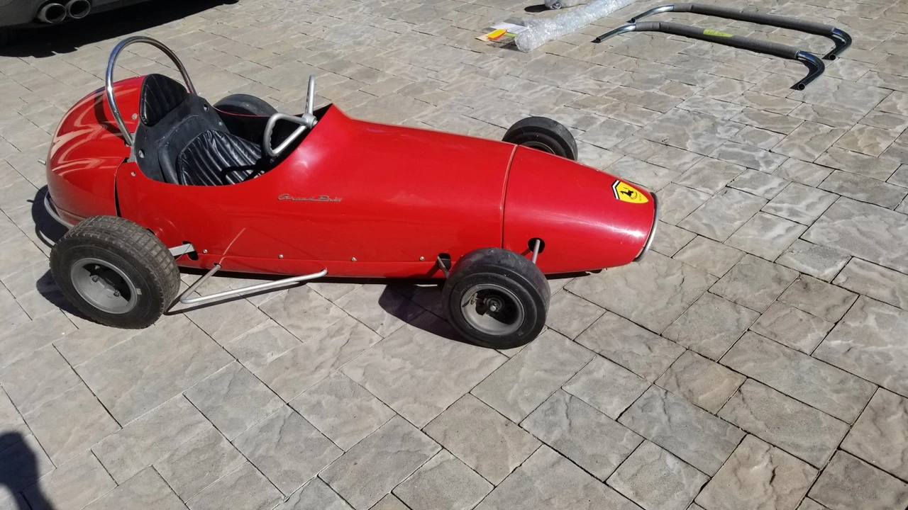 Ferrari Replica - Image 6 of 31