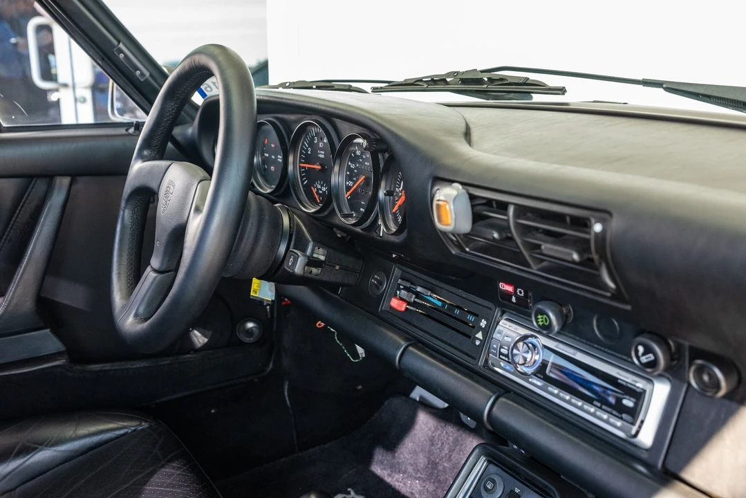 1986 Porsche 930 Turbo - Image 11 of 15