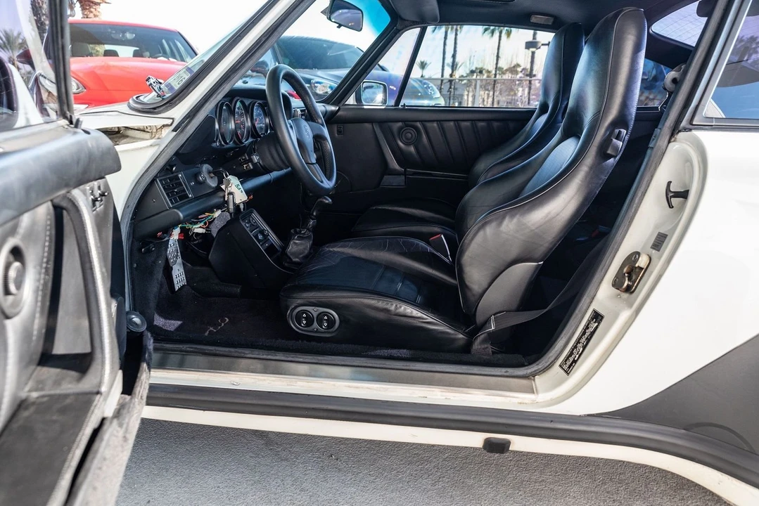 1986 Porsche 930 Turbo - Image 10 of 15