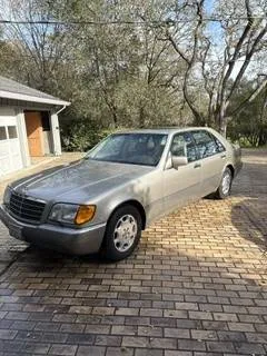 Grandma’s beautiful 1993 420 SEL Mercedes Benz is finally out