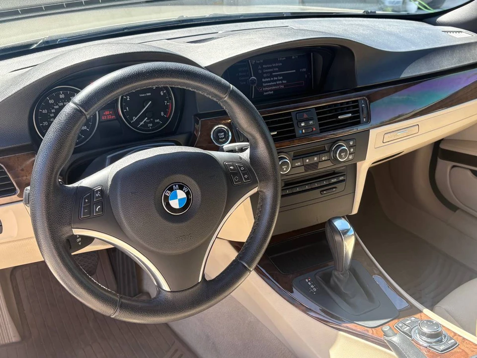 2009 BMW E93 3 Series Convertible - Image 4 of 8