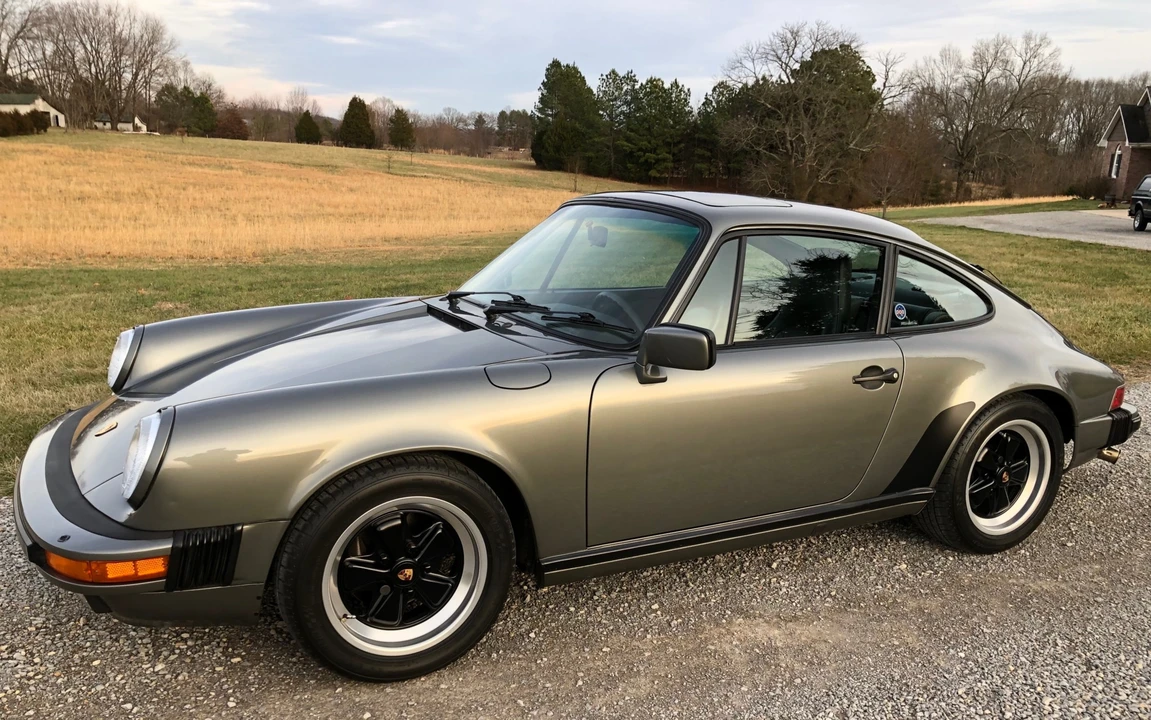 1988 Porsche 911 Carrera 3.2 - Image 7 of 31