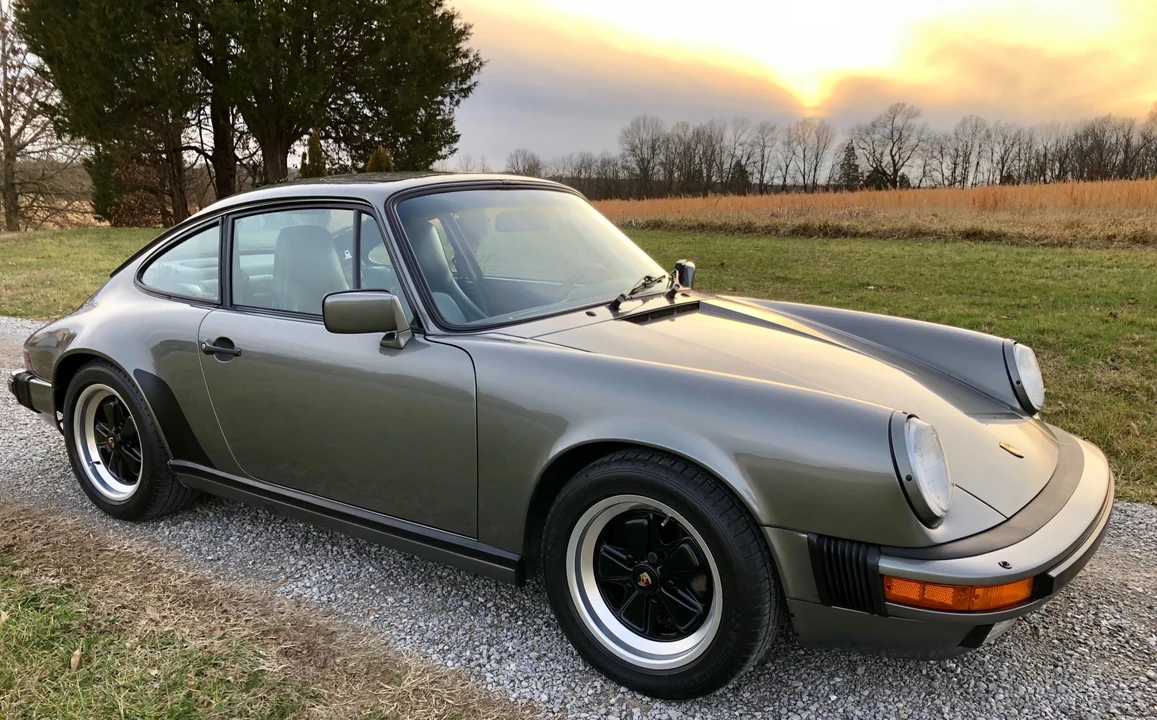1988 Porsche 911 Carrera 3.2 - Image 3 of 31