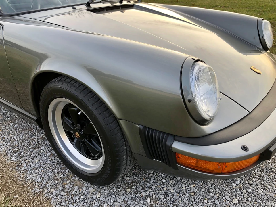 1988 Porsche 911 Carrera 3.2 - Image 19 of 31