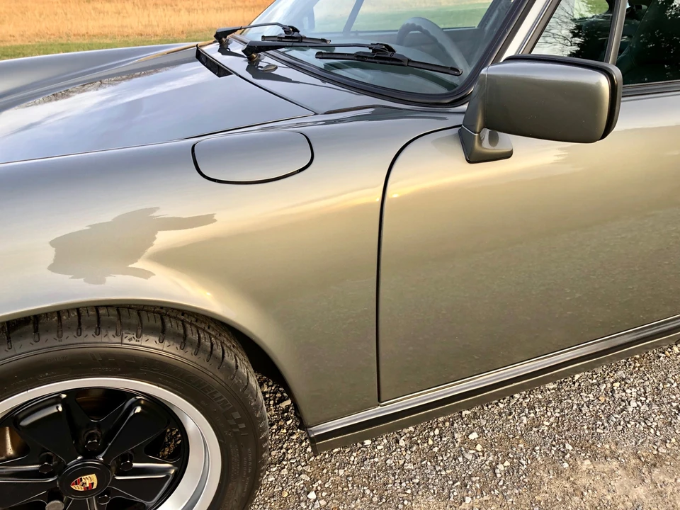 1988 Porsche 911 Carrera 3.2 - Image 28 of 31