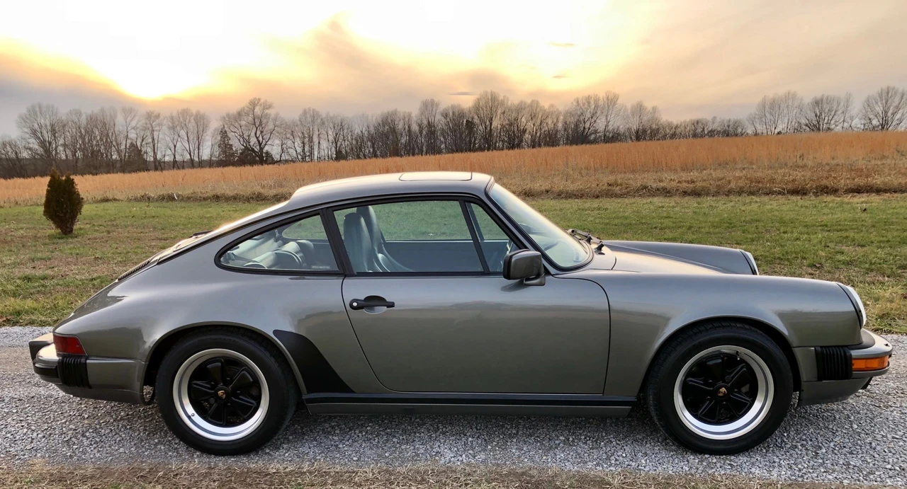 1988 Porsche 911 Carrera 3.2 - Image 18 of 31