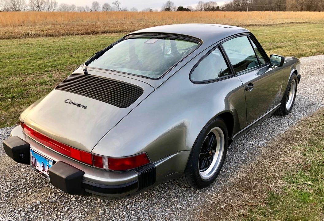 1988 Porsche 911 Carrera 3.2 - Image 13 of 31