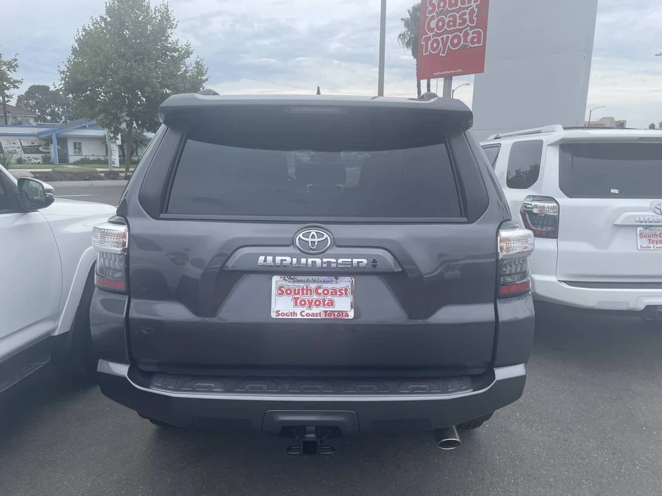 2020 Toyota 4Runner 5th Gen - Image 3 of 9