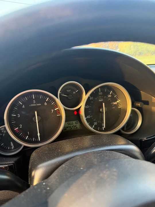 2006 Mazda NC MX-5 Miata - Image 5 of 10