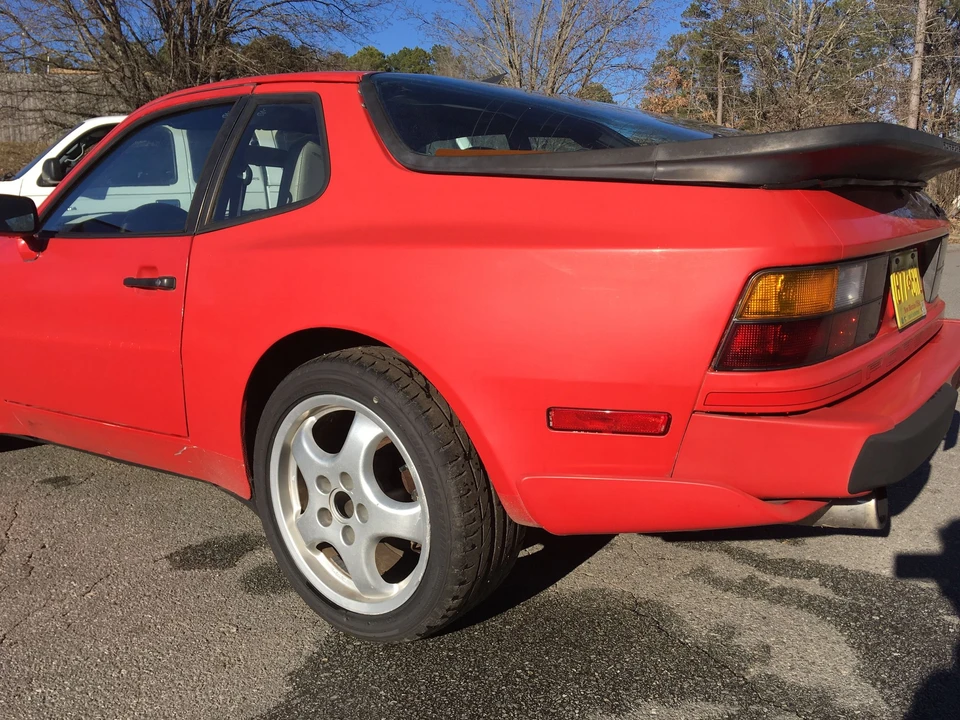 1986 Porsche 944 Turbo - Image 10 of 20