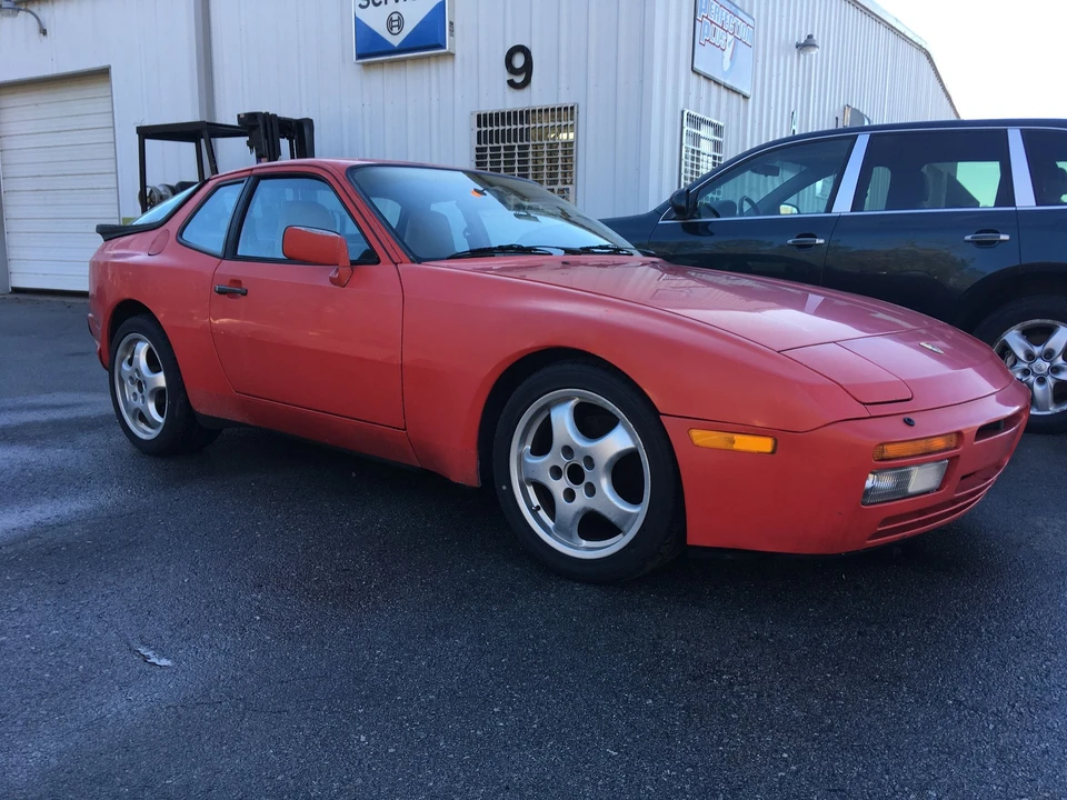1986 Porsche 944 Turbo - Image 14 of 20
