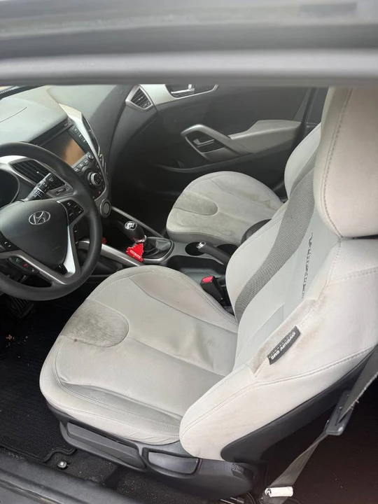 2012 Hyundai Veloster - Image 8 of 8